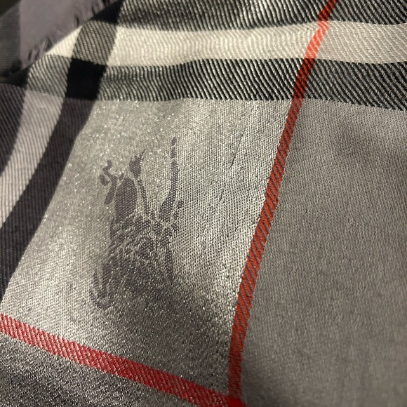 Burberry London 100% Cashmere Plaid Winter Scarf Limited Edition Designer - Picture 6 of 6